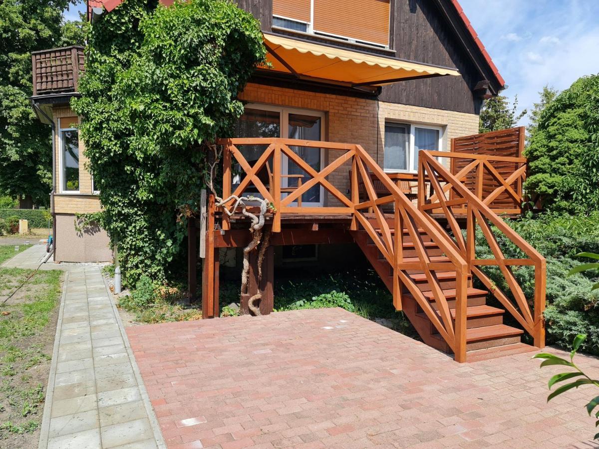 Flair Hotel Reuner Цоссен Екстер'єр фото
