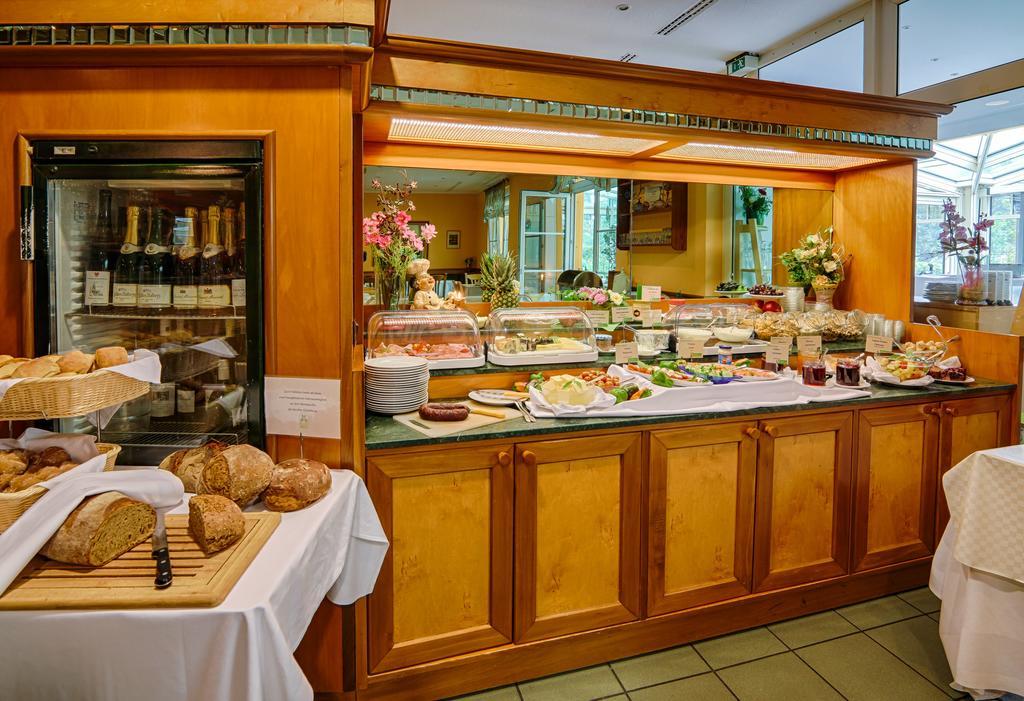 Flair Hotel Reuner Цоссен Екстер'єр фото